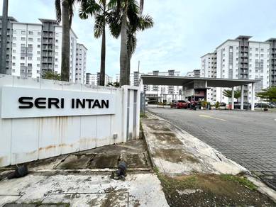 CORNER UNIT Apartment Seri Intan Setia Alam Section U13 Setia Alam