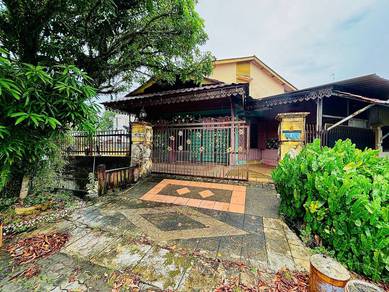 CORNER LOT! MURAH Double Storey Low Cost Taman Johor Jaya