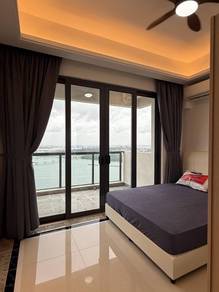 R&F Princess Cove Room For Rent Walking Distance CIQ Free WiFi