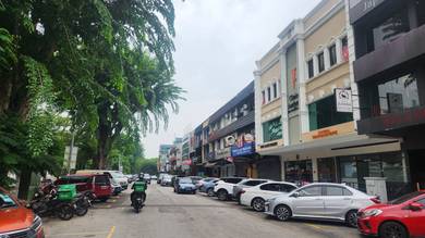 3sty Freehold Shoplot, face Main Road @ SS 15, Subang Jaya