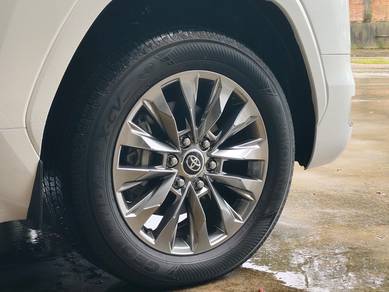 Toyota LANDCRUISER ZX 217KM Black Interior!!