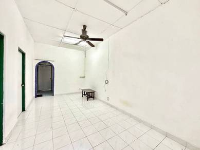 1 Storey @ Bandar Kinrara Puchong For Sale- Well Kept Unit