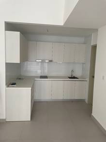 Arunya 2room new codo kepong face legend height 2carpark partly furnis