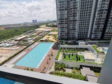 LakeFront Residence