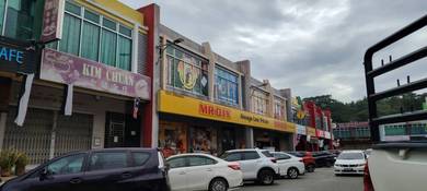 Raub 2 storeys shop for rent hot area near mr diy hurry call !!