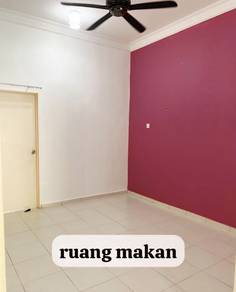 (Freehold Nonbumi) Single storey terrace at Sungai Udang Melaka