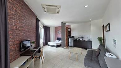 Octagon,Ipoh Town Famous Tourist centre 2 rooms unit for rent