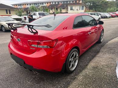 Kia FORTE 2.0 KOUP SX (A)
