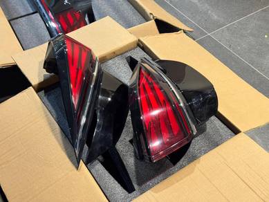 AH40 Style taillamp version 3 (USED)