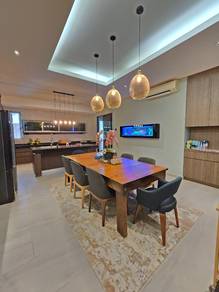 Fully Furnished 3 Storey House in Denai Alam For Rent