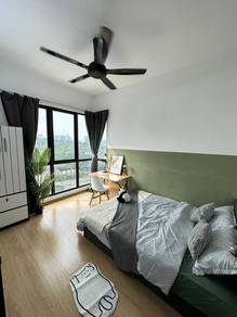 Klang lama OKR Privacy Mixed Middle Room for Rent ; Mid Valley & UM
