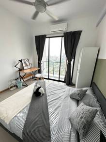 Klang lama OKR Privacy Mixed Middle Room for Rent ; Mid Valley & UM