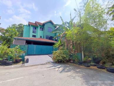 Bandar Country Homes (Hills Residence) / Rawang 《Below Market Value》