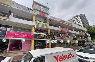 Krystal square shop bukit jambul