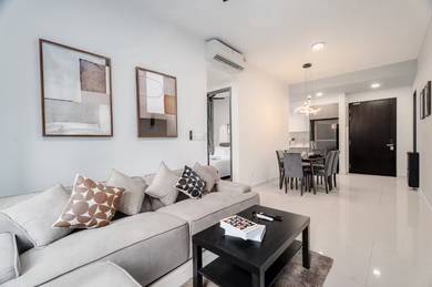 2R1B Freehold Condo Cantik!!【Bln 1000 Sewa 1800】Dkt Uni & 200 Kedai!!