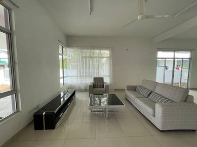 Ambang botanic 2sty semi-d  for rent