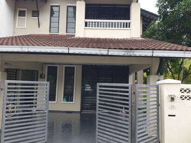 RUMAH SEMI-D 2 TINGKAT FULLY FURNISHED CORNER DIJUAL, Astana Permai