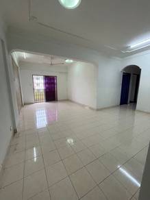 Sri Wangi Apartment / Tampoi Indah / Corner Unit with Balcony