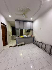 Taman Daya / Jalan Rumbia / Gated & Guarded / Partial Furnish