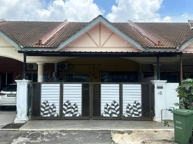 RUMAH TERES SETINGKAT BALOK, KUANTAN  📍Taman Jariah (Belakang KFC) Ba