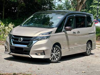 Nissan SERENA 2.0 S-HYBRD PREMIUM HGHWY STAR