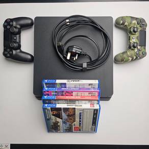 Playstation 4 [500GB] with Games