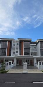 Townhouse Taman Akasia Semenyih