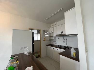 De Palma Apartment Setia Alam 2CP For Rent move in Nov