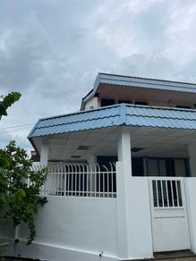 Double Storey Terrace At Green Lane