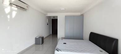 Studio. Daya. Near School. 12km CIQ