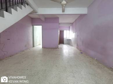 TAMAN SRI GOMBAK FASA 9 Landed Terrace House Face Empty More Parking