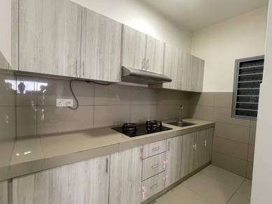 Partially furnished on high floor comes with 2 car parks