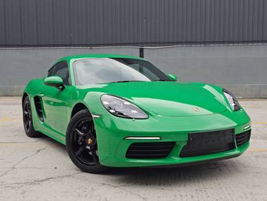 Porsche 718 2.0 CAYMAN High Spec Sport Chrono