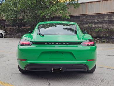 Porsche 718 2.0 CAYMAN High Spec Sport Chrono