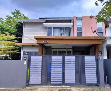 Corner Lot , 2 Storey Terrace House