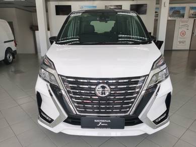 Nissan SERENA 2.0 S-HYBRID PREMIUM HIGHWAY