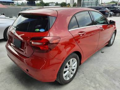Mercedes Benz A180 SE (CBU) 1.6 (A)