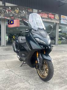 Yamaha Tmax 560 V3 tiptop free delivery