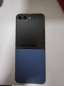 Samsung Z Flip 5 *512GB* storage