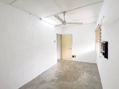 Taman Bukit Anggerik cheras 2 storey house