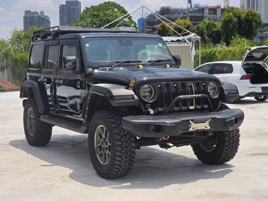 RARE Jeep WRANGLER UNLIMITED SAHARA 80TH LIFTED