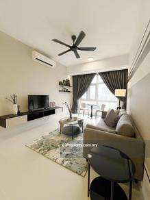 Luxury and Beautiful Met 1 residence mid floor unit for rent