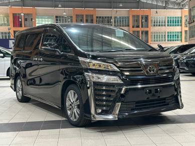 Toyota VELLFIRE 2.5 GOLDEN EYE *ROOF MONITOR*
