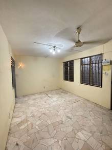 SUPER WORTH !! Taman Bukit Jambul 900 Sqft Middle Floor - CHEAPEST -