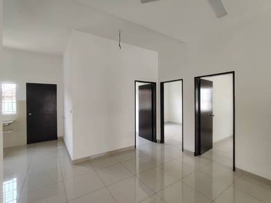 Rumah Semi D Setingkat Freehold Jenderam Hilir, Dengkil for sale