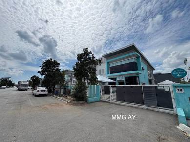Gateway 16 @ Bandar Bukit Raja – 1.5 Storey Semi-D Factory For Rent 🏭
