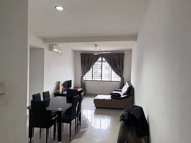 The Pines Residence, 3 Bedrooms, Block B, 950sqft, Gelang Patah