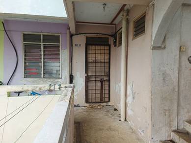 BELOW MARKET | Flat Camar @ Taman Perling For Sale