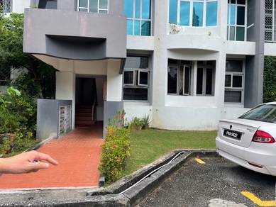 Pulau Tikus ground floor apartment, like live in landed house