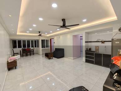 Golden Hills Resort (Amber Court Apartment)